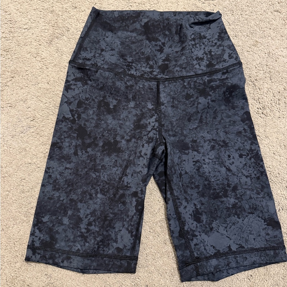 NWOT: Yogalicious Charcoal & Black Textured Bike Shorts Size Small Free Shipping